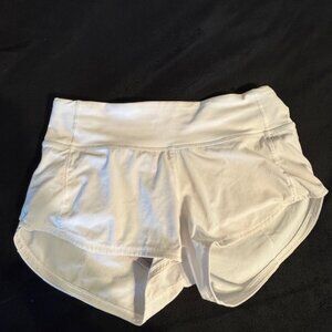 Lululemon Low-Rise, 2.5" Shorts
